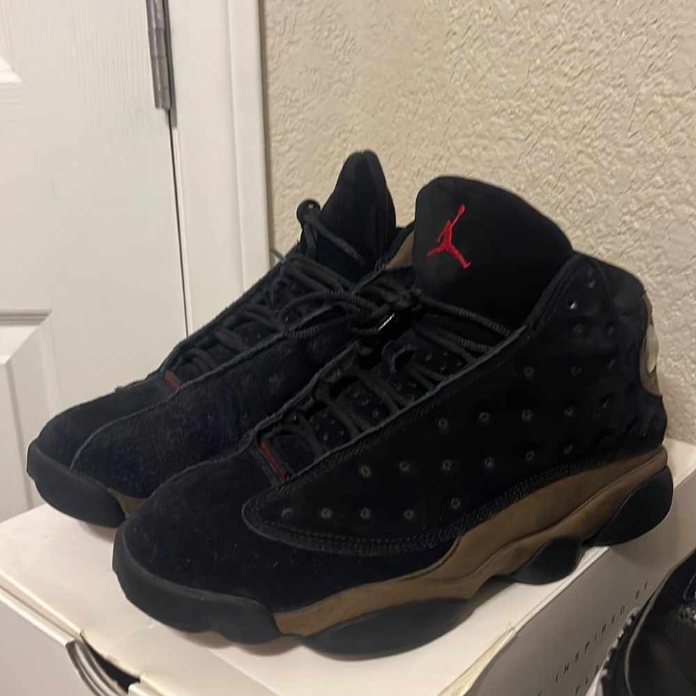 Jordan olive 13s